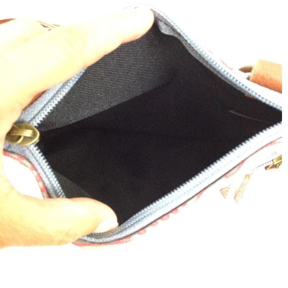 Adriana Fish Zippered Gray Red Screen Printed Fabric Crossbody - Picture 5 of 10